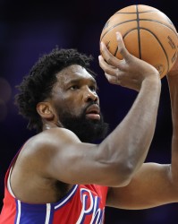 选号技巧-高效表现！恩比德17中10&amp;罚球10中9 得到30分9篮板4助攻